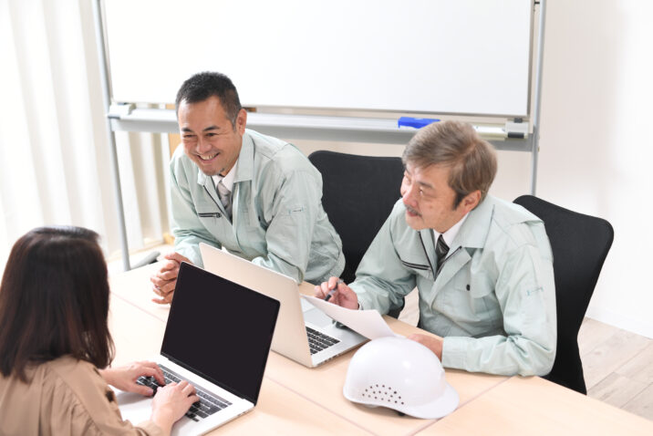 【自社支援に切り替え、社内の共有ツールとしても活用】（自社支援）